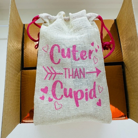 Fenty Beauty Fussy Heat Gloss Bomb Heat Lip Plumbing Luminizer & Prada Candy #6 - Picture 17 of 17